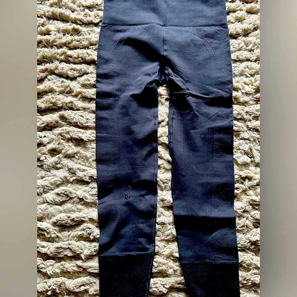 Yoga, lululemon pants, brand new